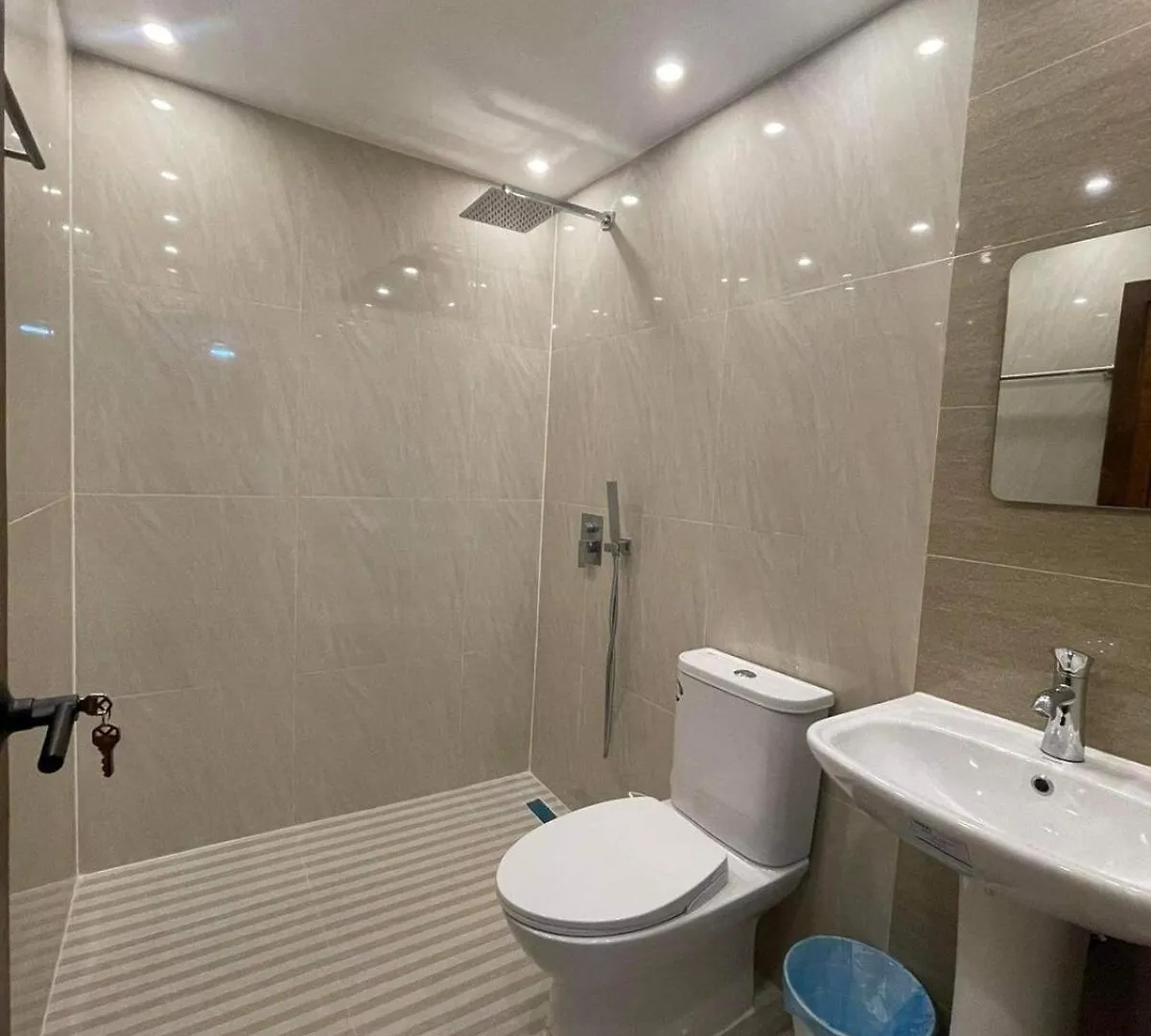 Mango Oasis 2 - Cozy flat house with billiard Villa Olongapo 0*,