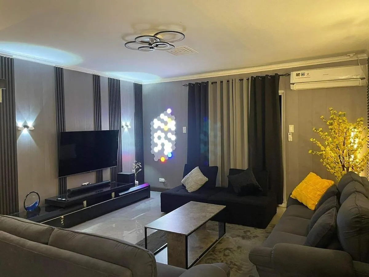 Holiday home Mango Oasis 2 - Cozy flat house with billiard Villa Olongapo