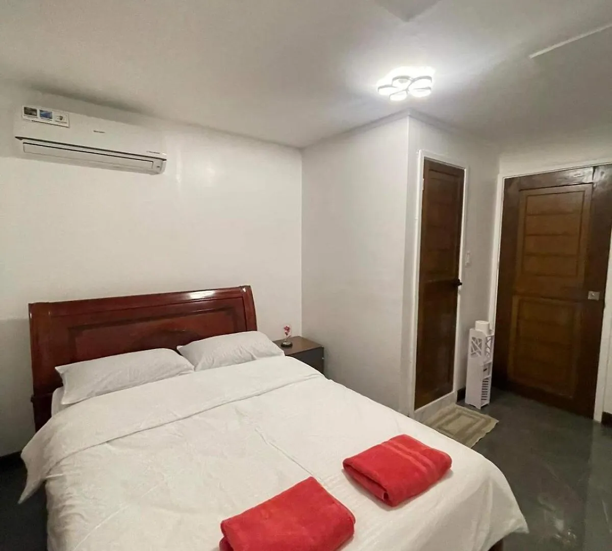 Mango Oasis 2 - Cozy flat house with billiard Villa Olongapo 0*,  Philippines