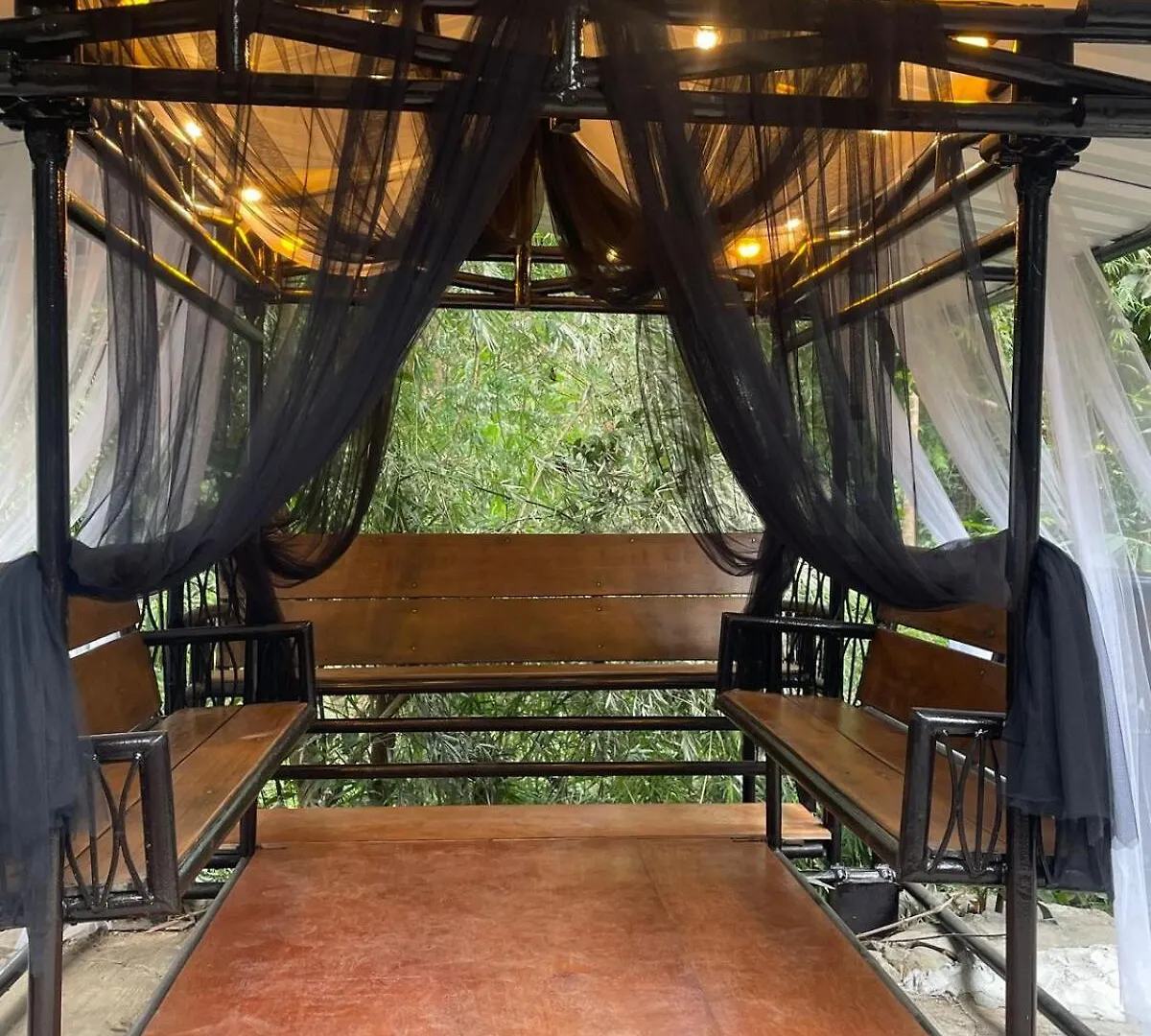 Mango Oasis 2 - Cozy flat house with billiard Villa Olongapo