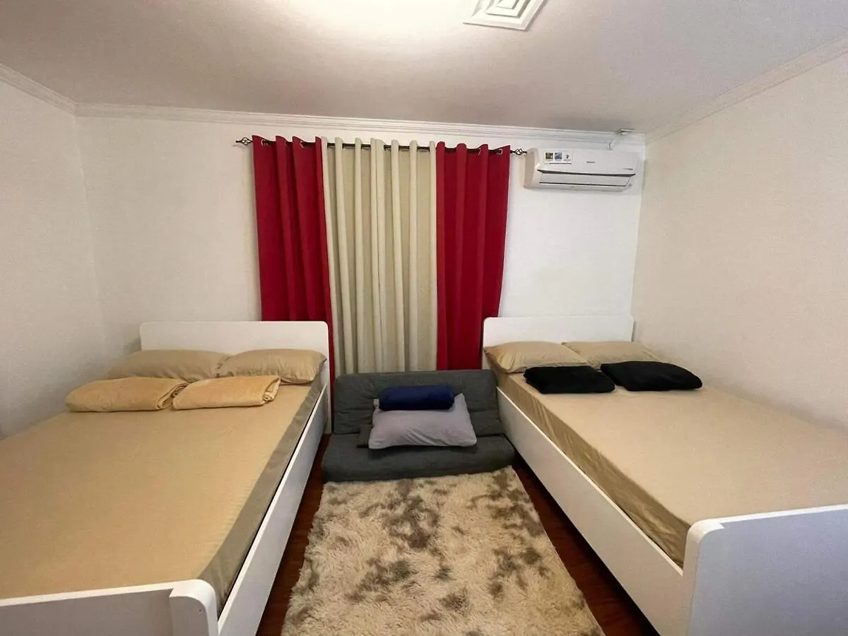 Mango Oasis 2 - Cozy flat house with billiard Villa Olongapo