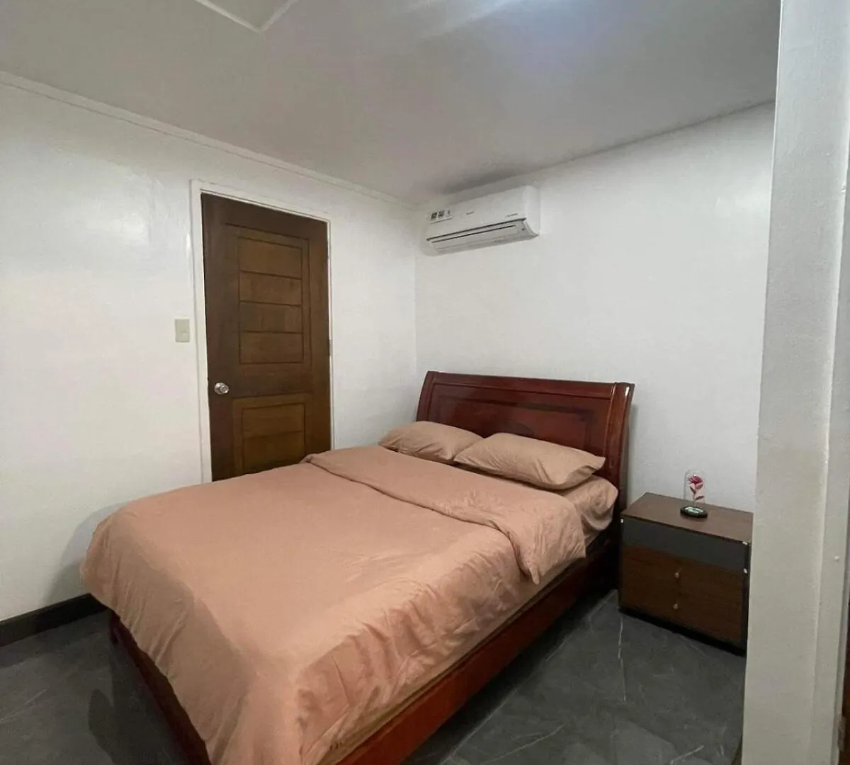 Mango Oasis 2 - Cozy flat house with billiard Villa Olongapo 0*,  Philippines