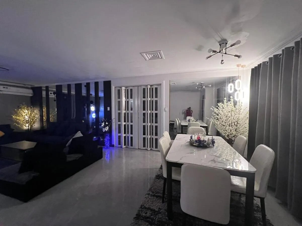 Mango Oasis 2 - Cozy flat house with billiard Villa Olongapo 0*,  Philippines