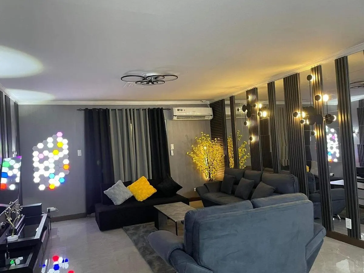 Mango Oasis 2 - Cozy flat house with billiard Villa Olongapo