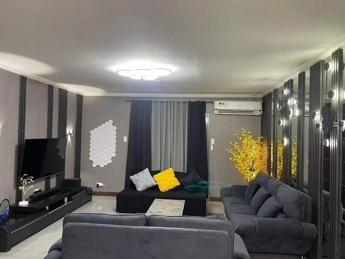 Mango Oasis 2 - Cozy flat house with billiard Villa Olongapo 0*,  Philippines
