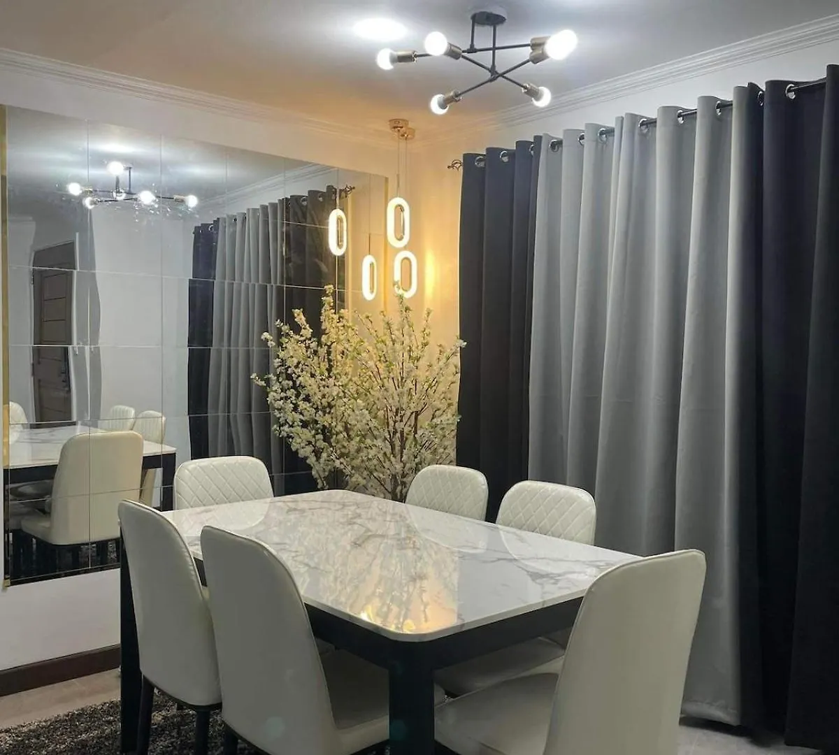 Mango Oasis 2 - Cozy flat house with billiard Villa Olongapo Holiday home